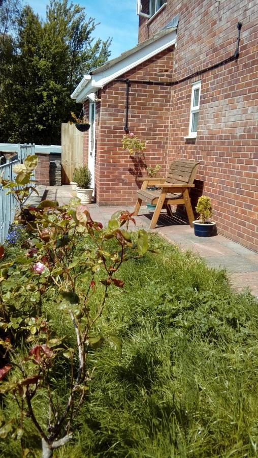 Lavender House Hotel Bridgend  Luaran gambar